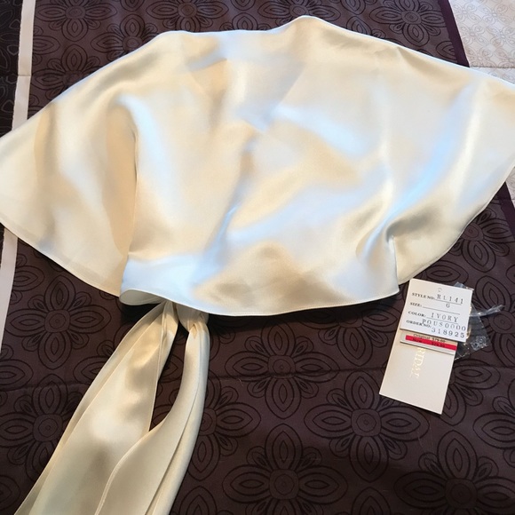 Wedding jacket. - Picture 2 of 4